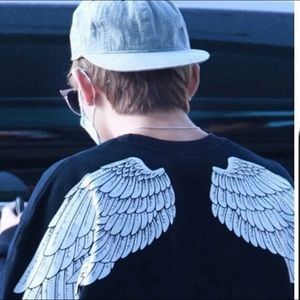 bts v wings sweater